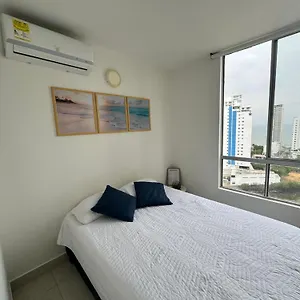 Con Sensacional Vista Al Mar En Apartamento